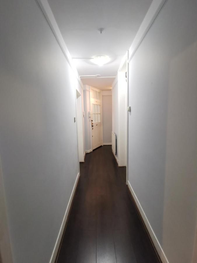 Neat Double Room Londres Extérieur photo